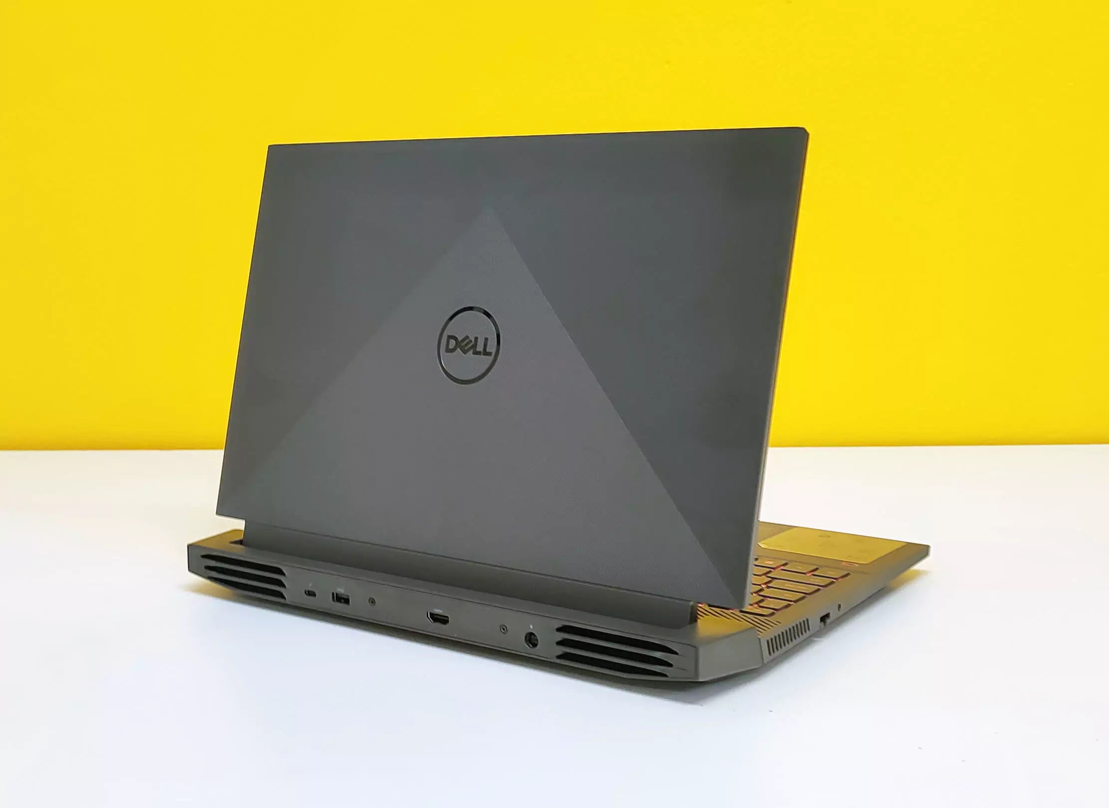 Dell G15 5511 Gaming notebook Dell G15 5511 Gaming notebook